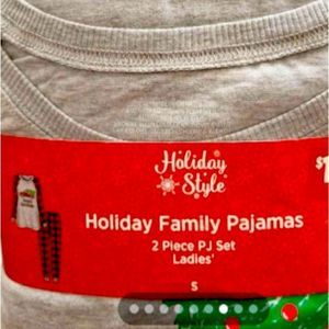 SOLD Ladies Holiday Style Holiday Family Pajamas